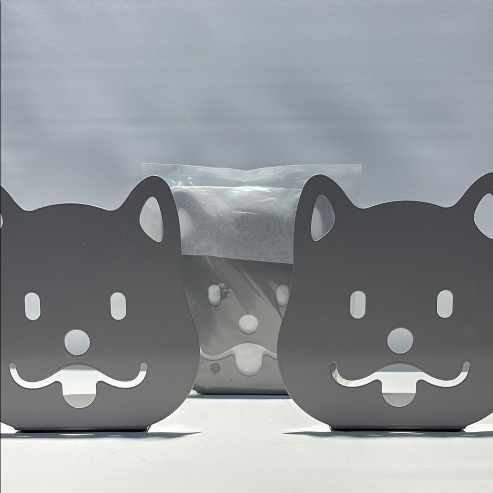 Gray dog-Shaped Bookends